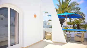 Zenon Hotel