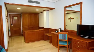 Zentral Center - Adults Only