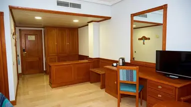 Zentral Center - Adults Only