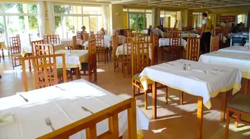 ZEPHIR HOTEL AND SPA