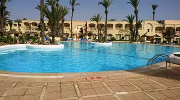 ZEPHIR HOTEL AND SPA