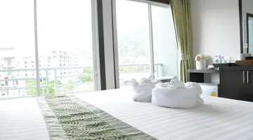 ZEPHYR GRAND HOTEL (ex.THE THREE BY APK)