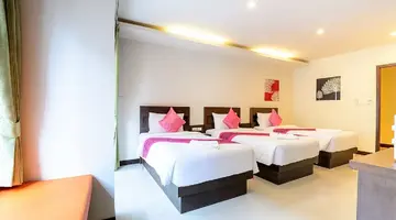 ZEPHYR GRAND HOTEL (ex.THE THREE BY APK)