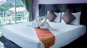 ZEPHYR GRAND HOTEL (ex.THE THREE BY APK)