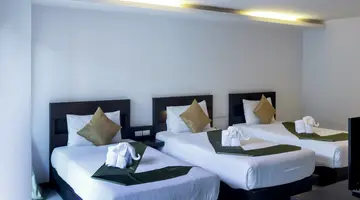 ZEPHYR GRAND HOTEL (ex.THE THREE BY APK)