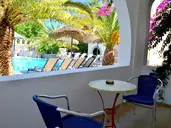 Zephyros Hotel
