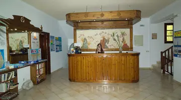 Zephyros Hotel