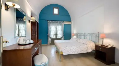 Zephyros Hotel