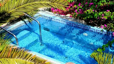 ZEPHYROS HOTEL