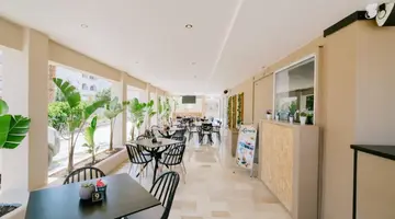 Zephyros Hotel