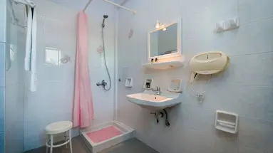 Zephyros Hotel