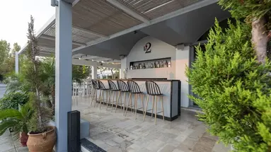 Zephyros Hotel