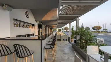 Zephyros Hotel