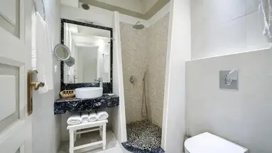 Zephyros Hotel