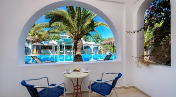 Zephyros Hotel