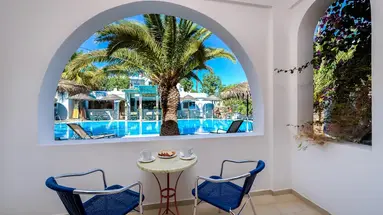 Zephyros Hotel