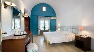 Zephyros Hotel