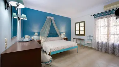 Zephyros Hotel