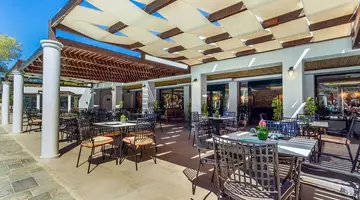 Zeus Dolce Athens