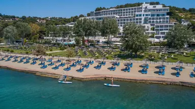 Zeus Dolce Athens