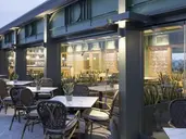 Zeus Essence Athens Central