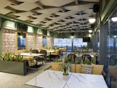Zeus Essence Athens Central