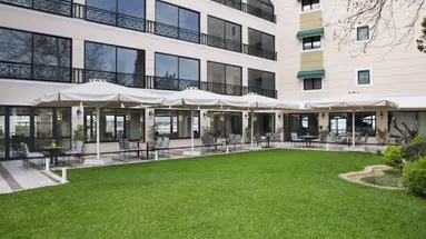 Zeus Essence Ramada Athens