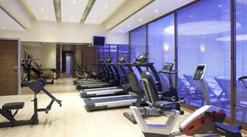Zeus Essence Ramada Athens