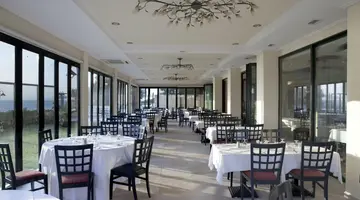Zeus Essence Ramada Athens