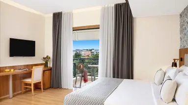 Zeus Essence Ramada Athens