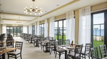 Zeus Essence Ramada Athens