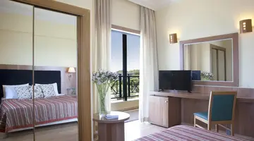 Zeus Essence Ramada Athens