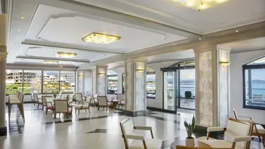 Zeus Essence Ramada Athens