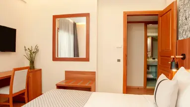 Zeus Essence Ramada Athens