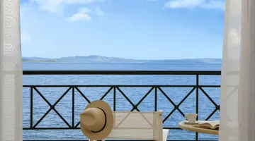 Zeus Essence Ramada Athens