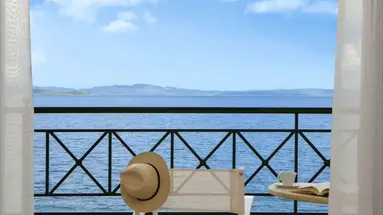 Zeus Essence Ramada Athens