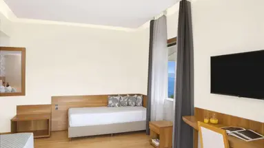 Zeus Essence Ramada Athens