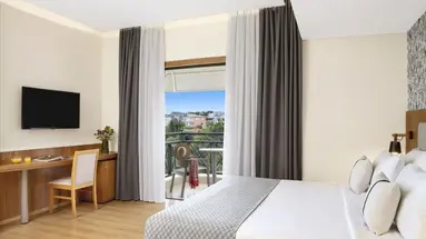 Zeus Essence Ramada Athens