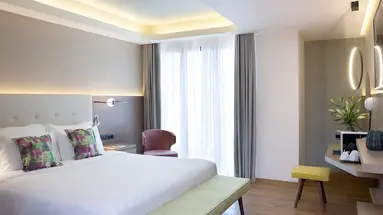 Zeus Essence Wyndham Athens Residence