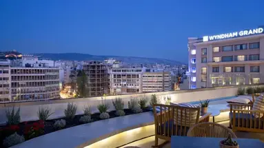 ZEUS ESSENCE WYNDHAM ATHENS RESIDENCE