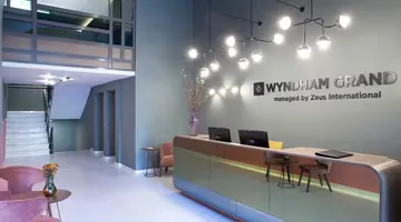 Zeus Essence Wyndham Athens Residence