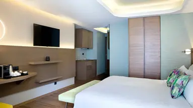 Zeus Essence Wyndham Athens Residence
