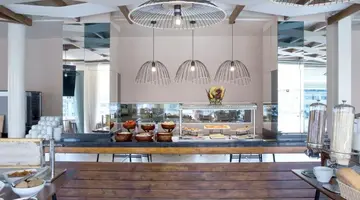 ZEUS ESSENCE WYNDHAM ATHENS RESIDENCE