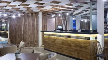 Zeus Essence Wyndham Athens Residence