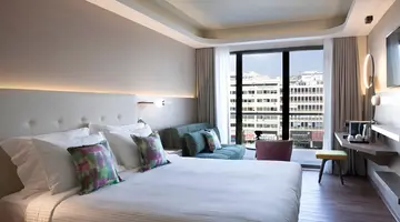 Zeus Essence Wyndham Athens Residence