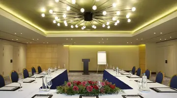 Zeus Wyndham Athens Grand