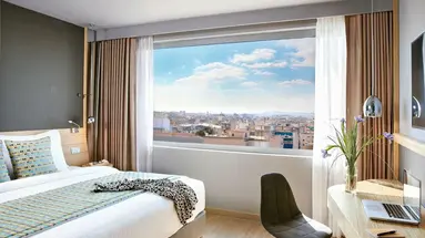 ZEUS WYNDHAM GRAND ATHENS