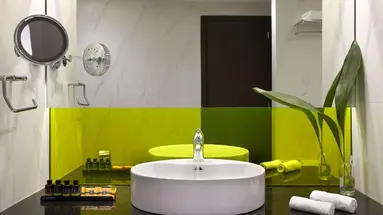 ZEUS WYNDHAM GRAND ATHENS