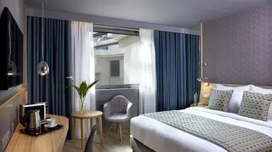 ZEUS WYNDHAM GRAND ATHENS