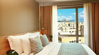 Zeus Wyndham Grand Athens